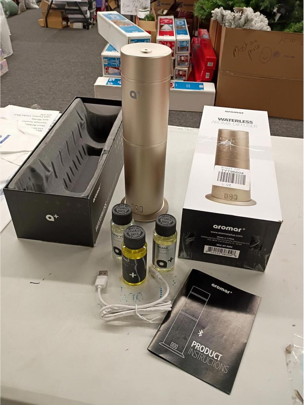 Aromar waterless diffuser, used once for demo